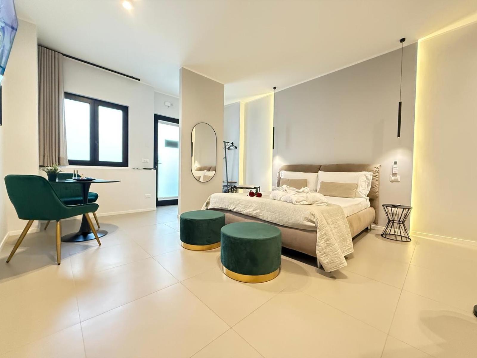 Luxury Apartment - Suite Cavour Bari Zewnętrze zdjęcie